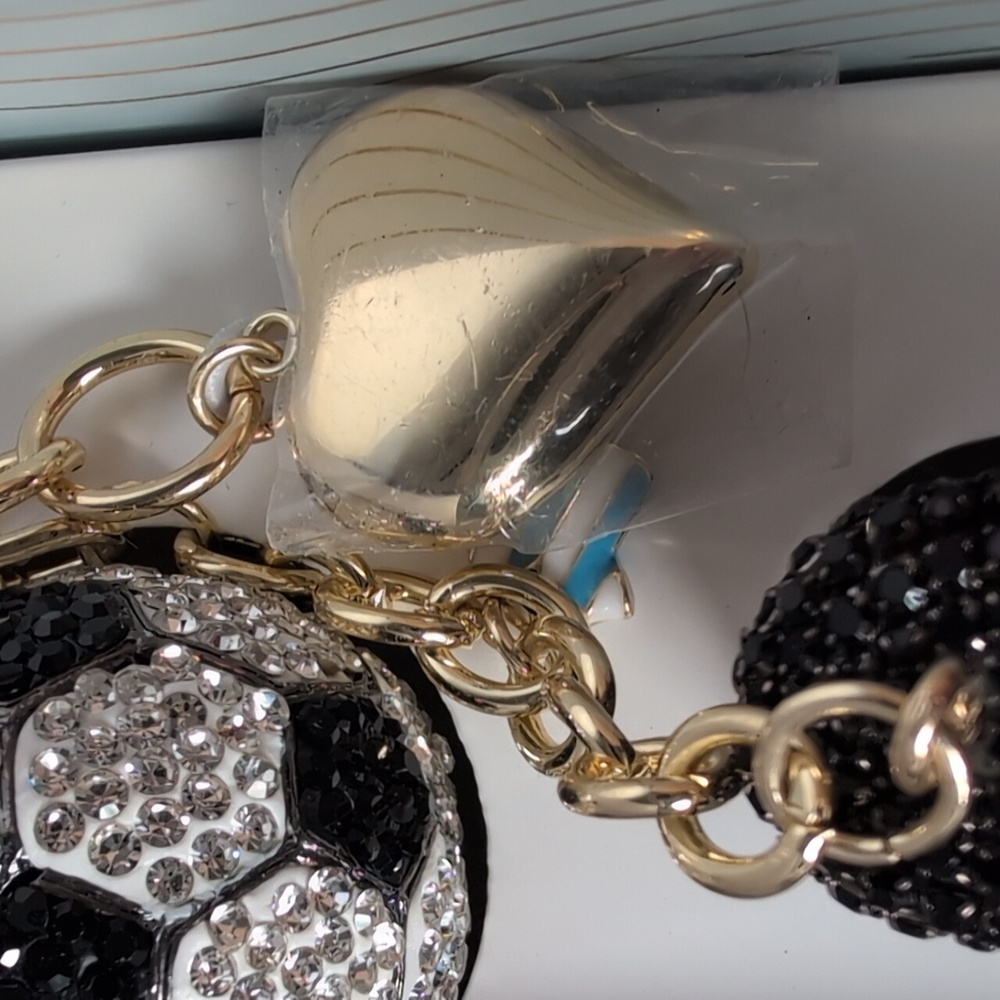 Eye Candy Los Angeles Crystal Soccer Themed Bag Charm & Key Chain - Picture 4 of 6